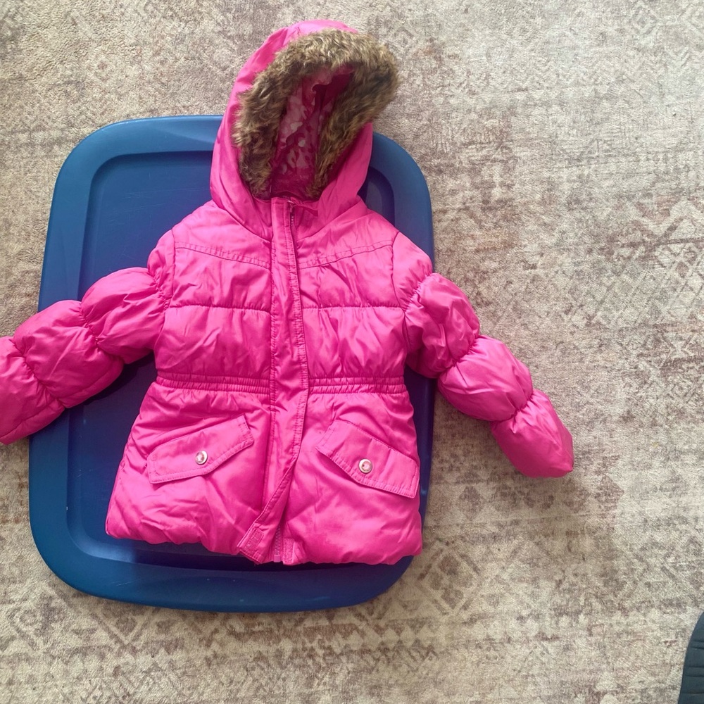 Pink Hooded Puffer Jacket with Faux Fur Trim